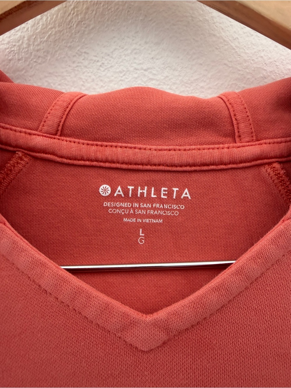 Athleta Women’s Large Coral Hoodie Pullover V Neck Relaxed Athleisure Sweatshirt - Picture 3 of 7